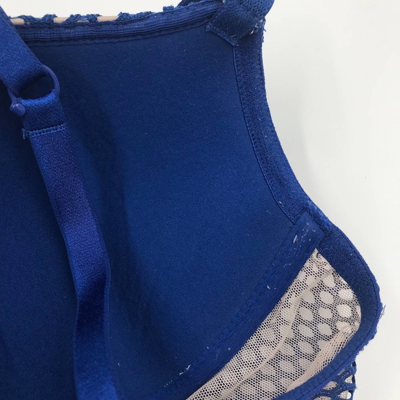 Victorias Secret Very Sexy Lightly Lined Plunge Bra Beige Blue Lace Sz 34D Wired - Picture 11 of 12